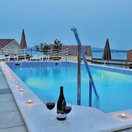 Cozy Apartment In Posedarje With House Sea View Экстерьер фото