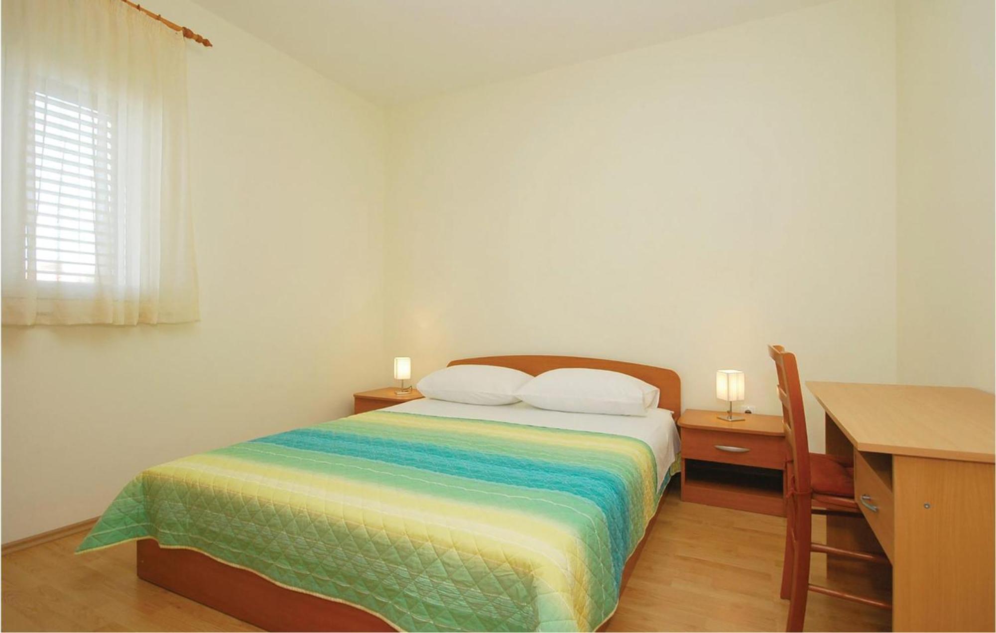 Cozy Apartment In Posedarje With House Sea View Экстерьер фото